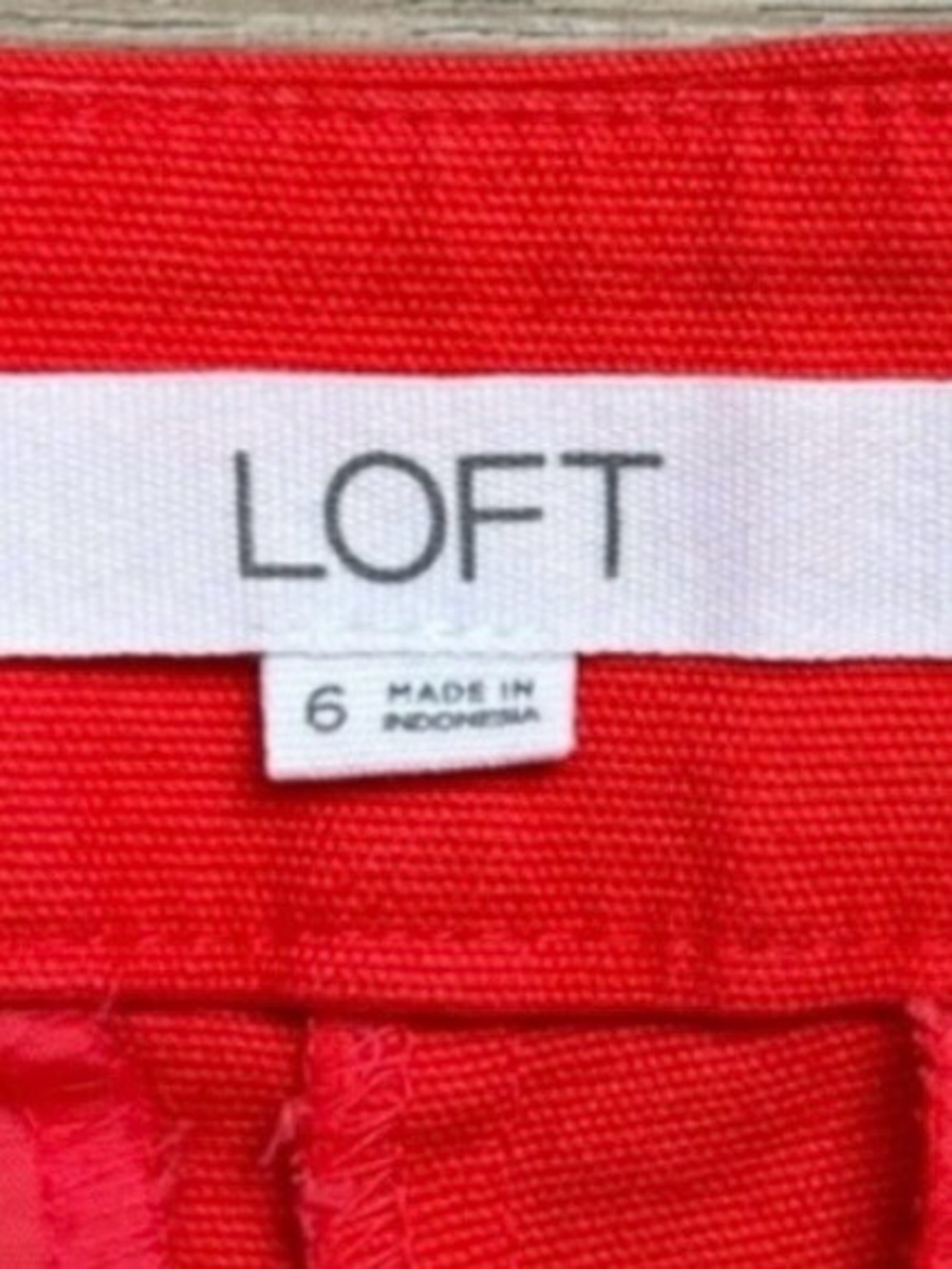 LOFT Riviera Sailor Shorts Bright Red Size 6 NWOT - Picture 3 of 4
